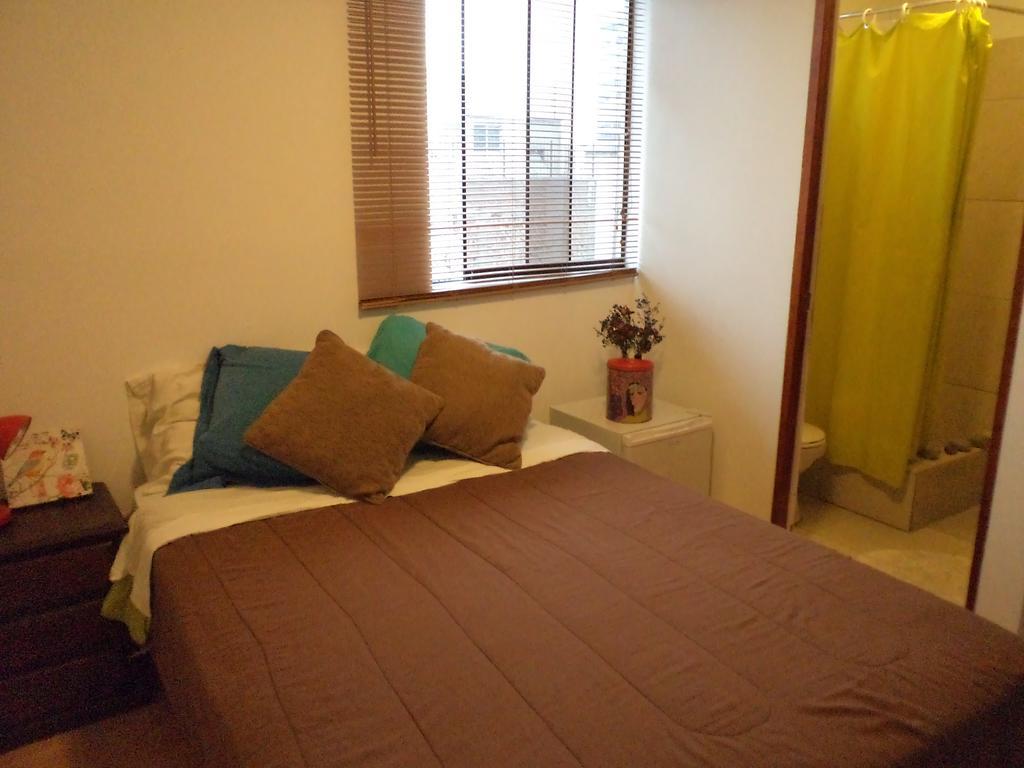 La Casa De Karla Hostel Лима Стая снимка