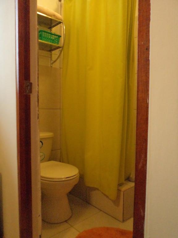 La Casa De Karla Hostel Лима Стая снимка