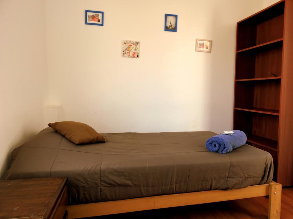 La Casa De Karla Hostel Лима Екстериор снимка