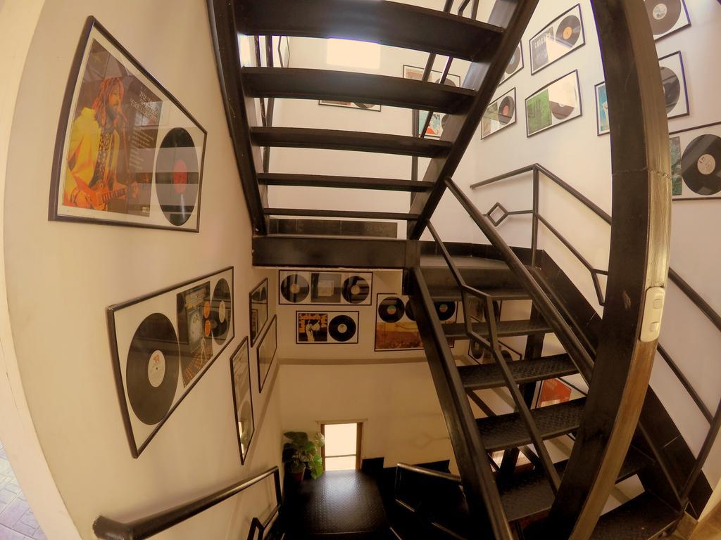 La Casa De Karla Hostel Лима Екстериор снимка